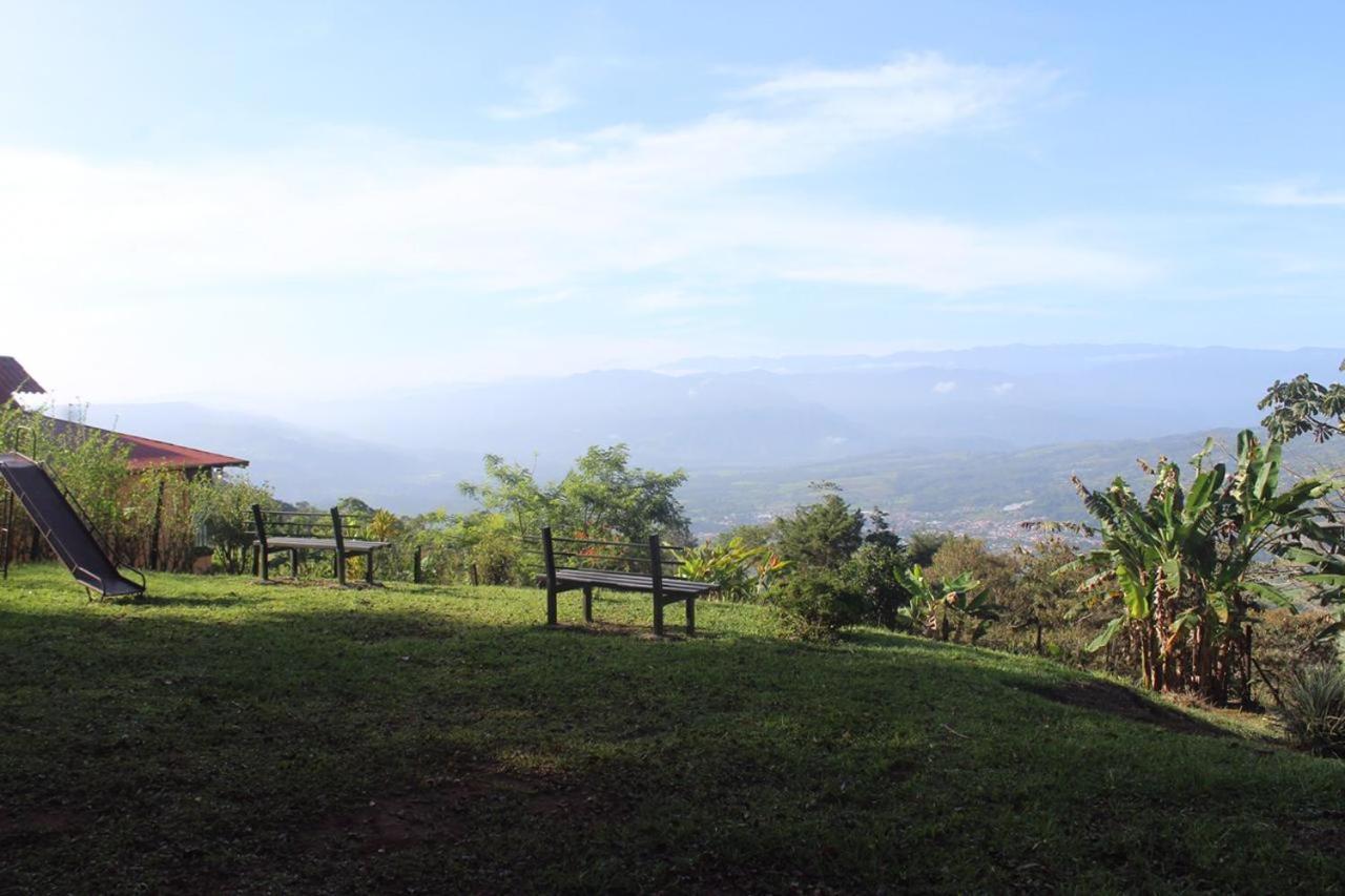 Quinta Los Volcanes トゥリアルバ エクステリア 写真